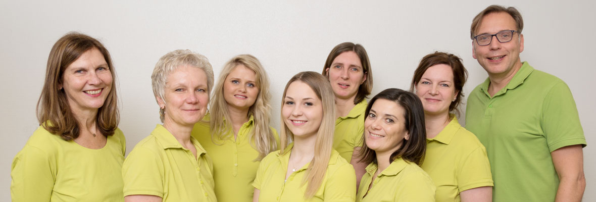 Das Team der Gemeinschaftspraxis Dres. Huntemann, Hausärzte und Internisten in Lüdenscheid